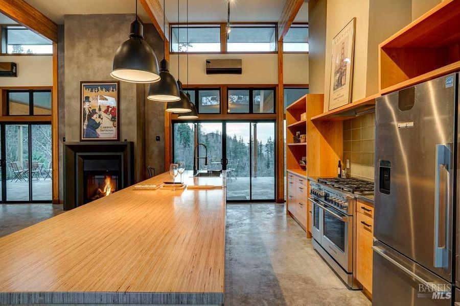 7749 Foothill Ranch Rd