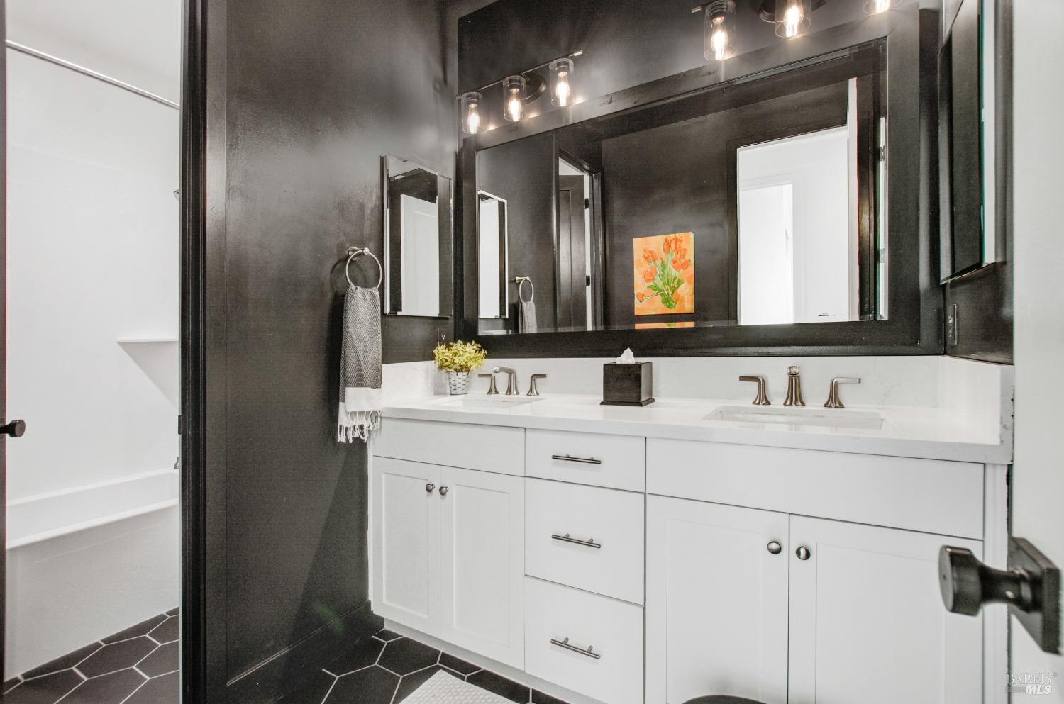 1605 Winding Creek Way