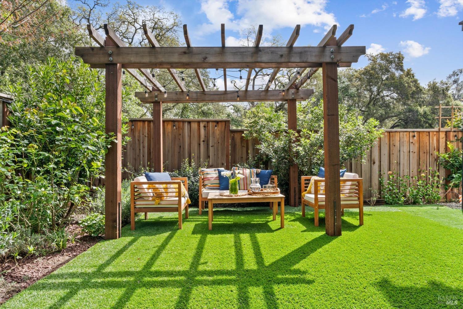 1605 Winding Creek Way