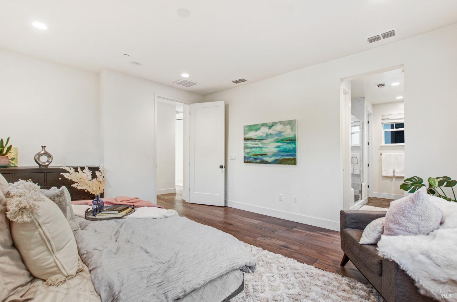 1605 Winding Creek Way