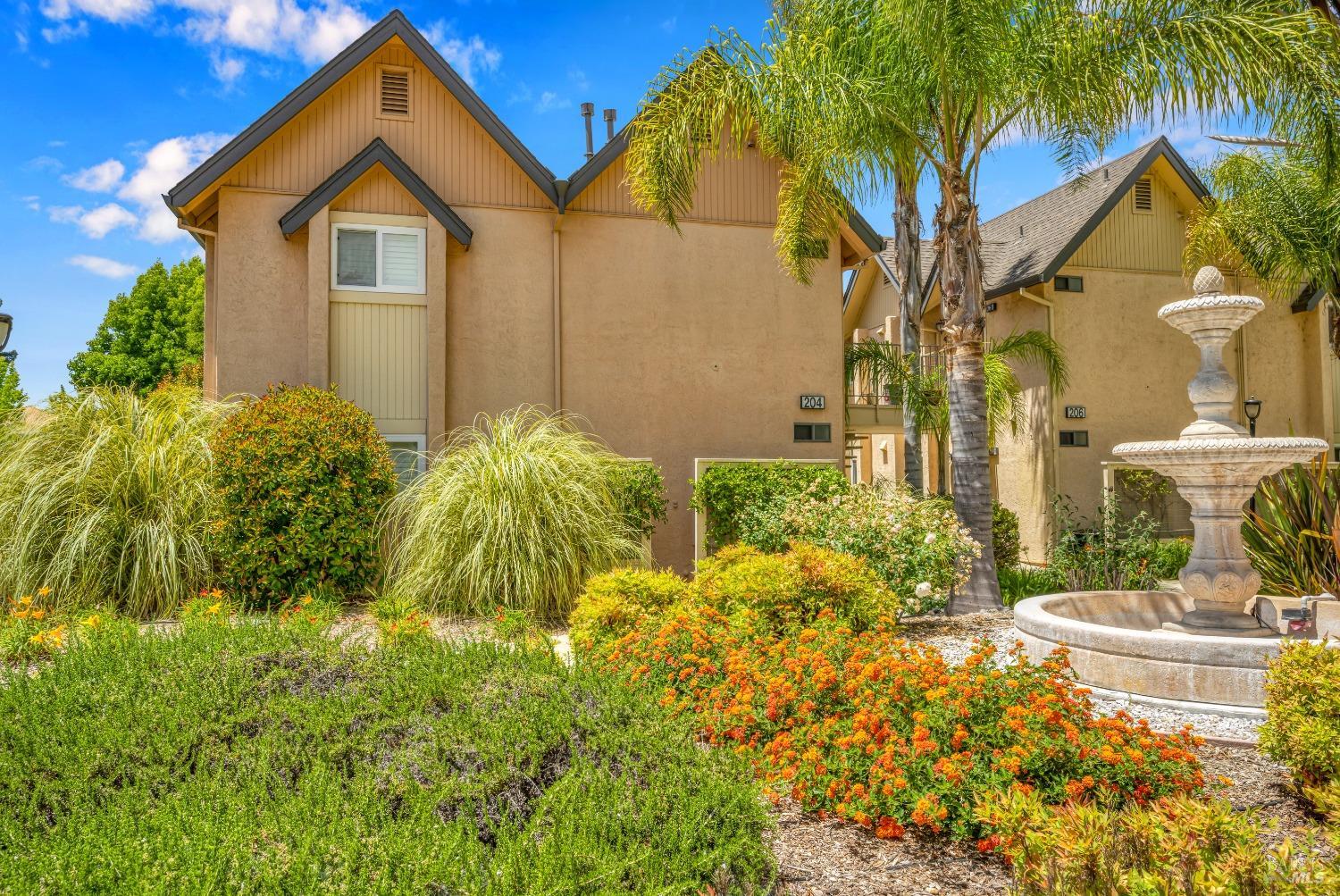 218 Foss Creek Cir #A