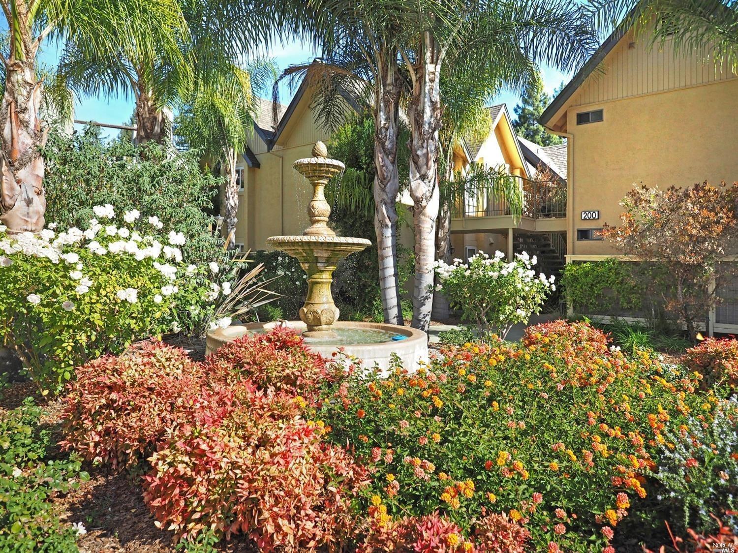 218 Foss Creek Cir #A