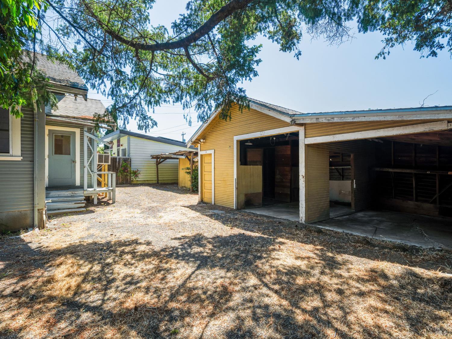 442 Piper St
