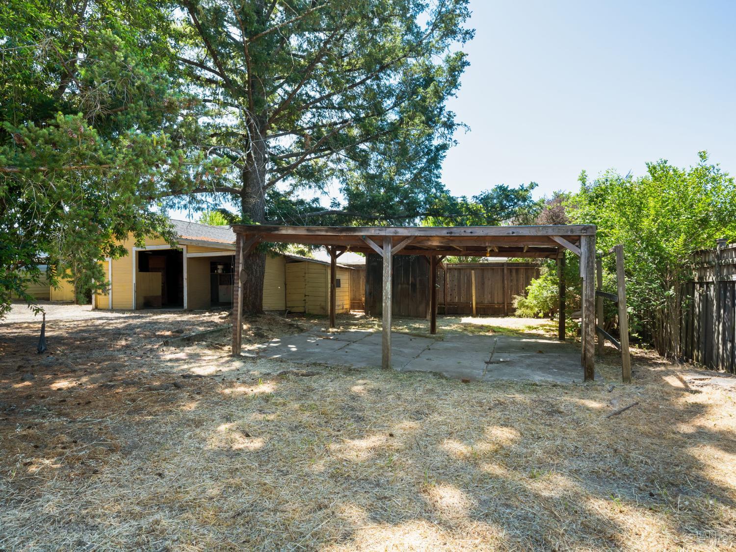 442 Piper St