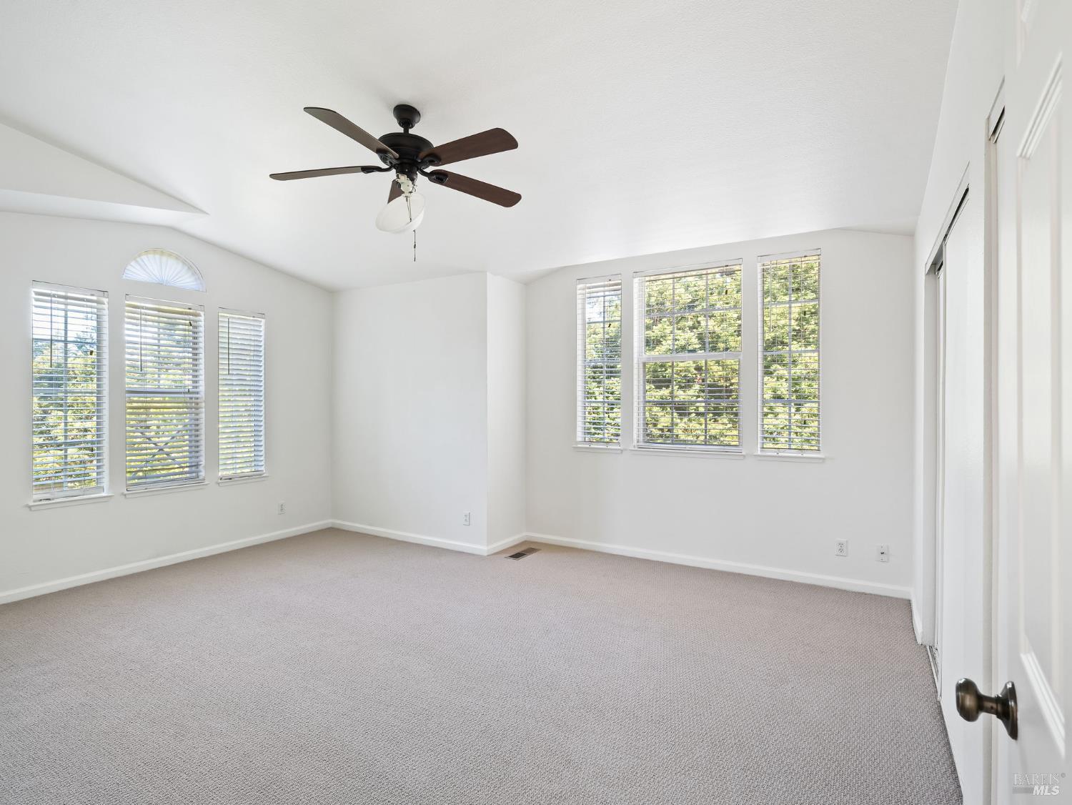 751 W Jasmine Cir