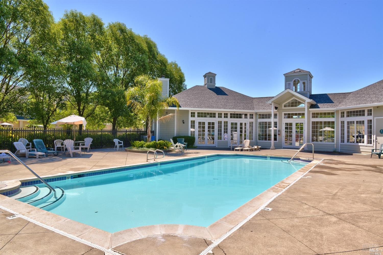 751 W Jasmine Cir