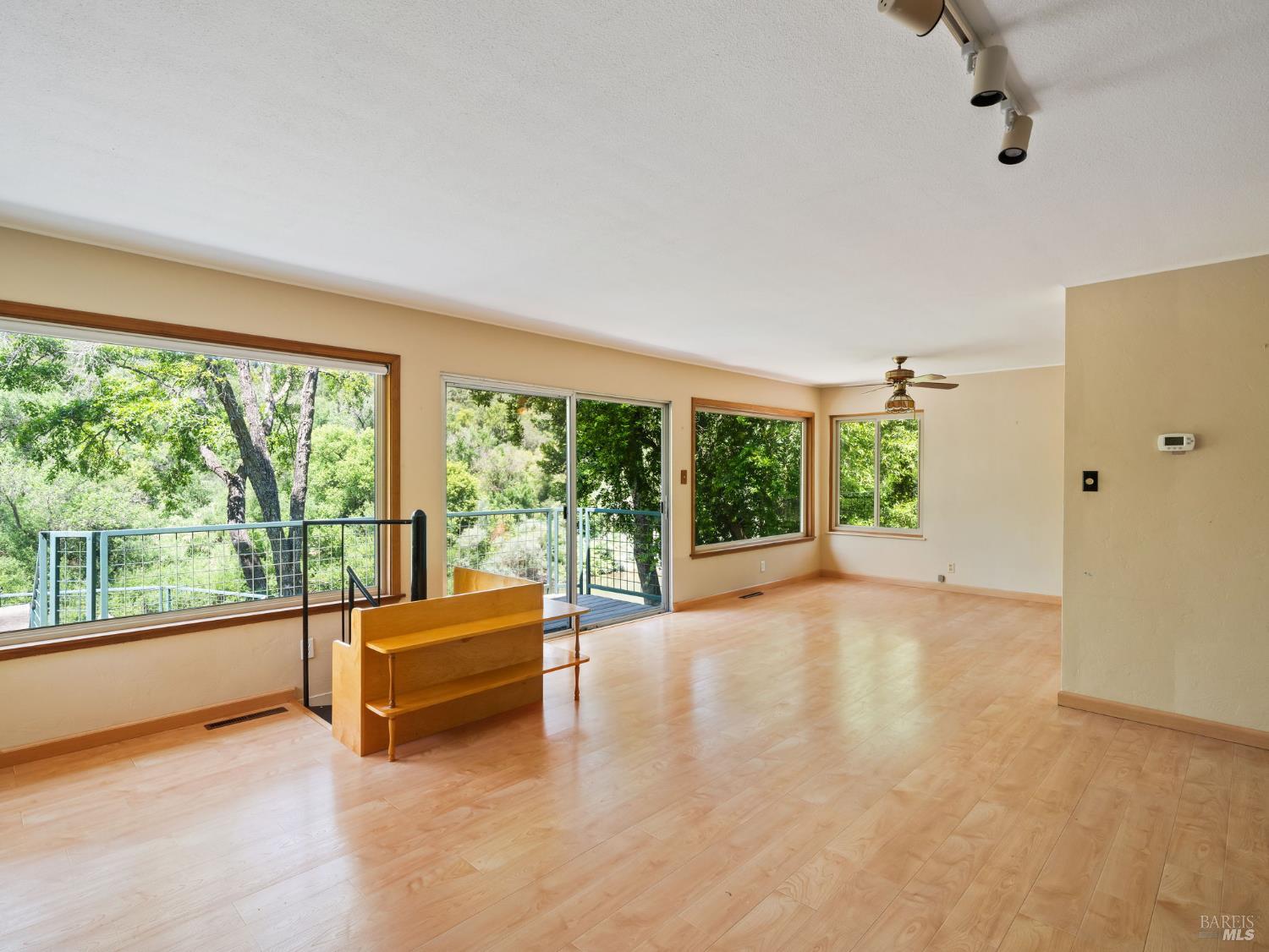 2241 N Fitch Mountain Rd