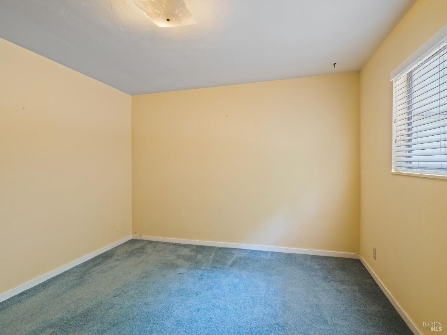 2241 N Fitch Mountain Rd