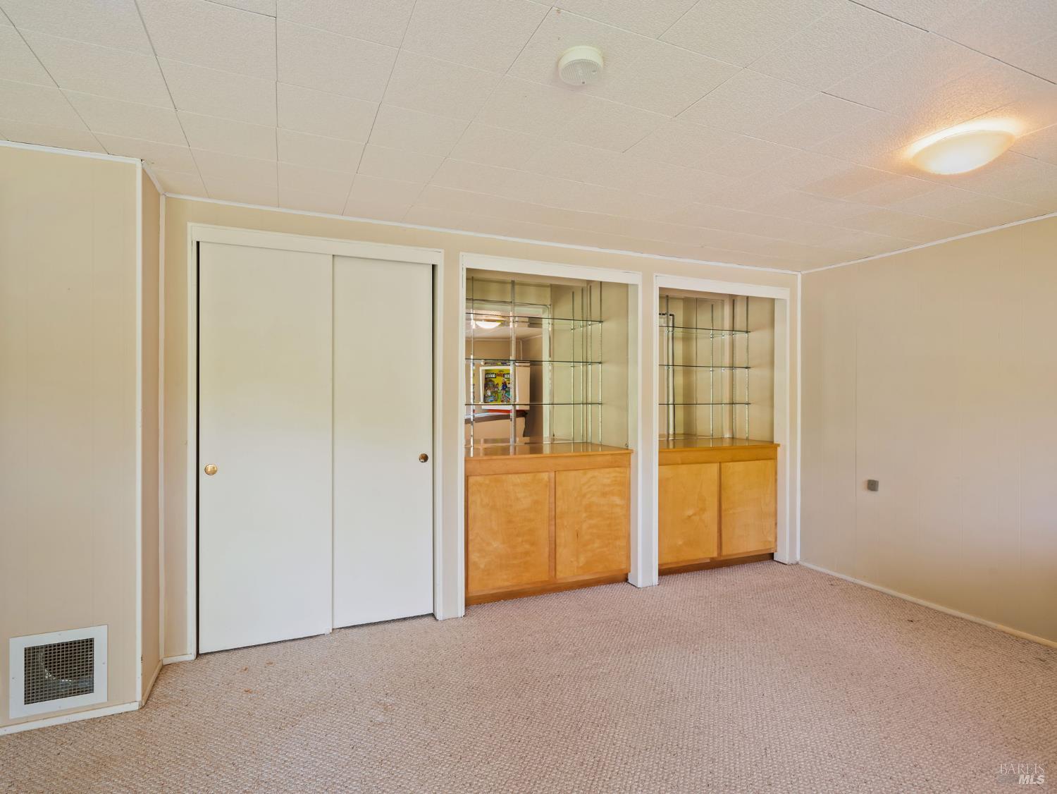 2241 N Fitch Mountain Rd