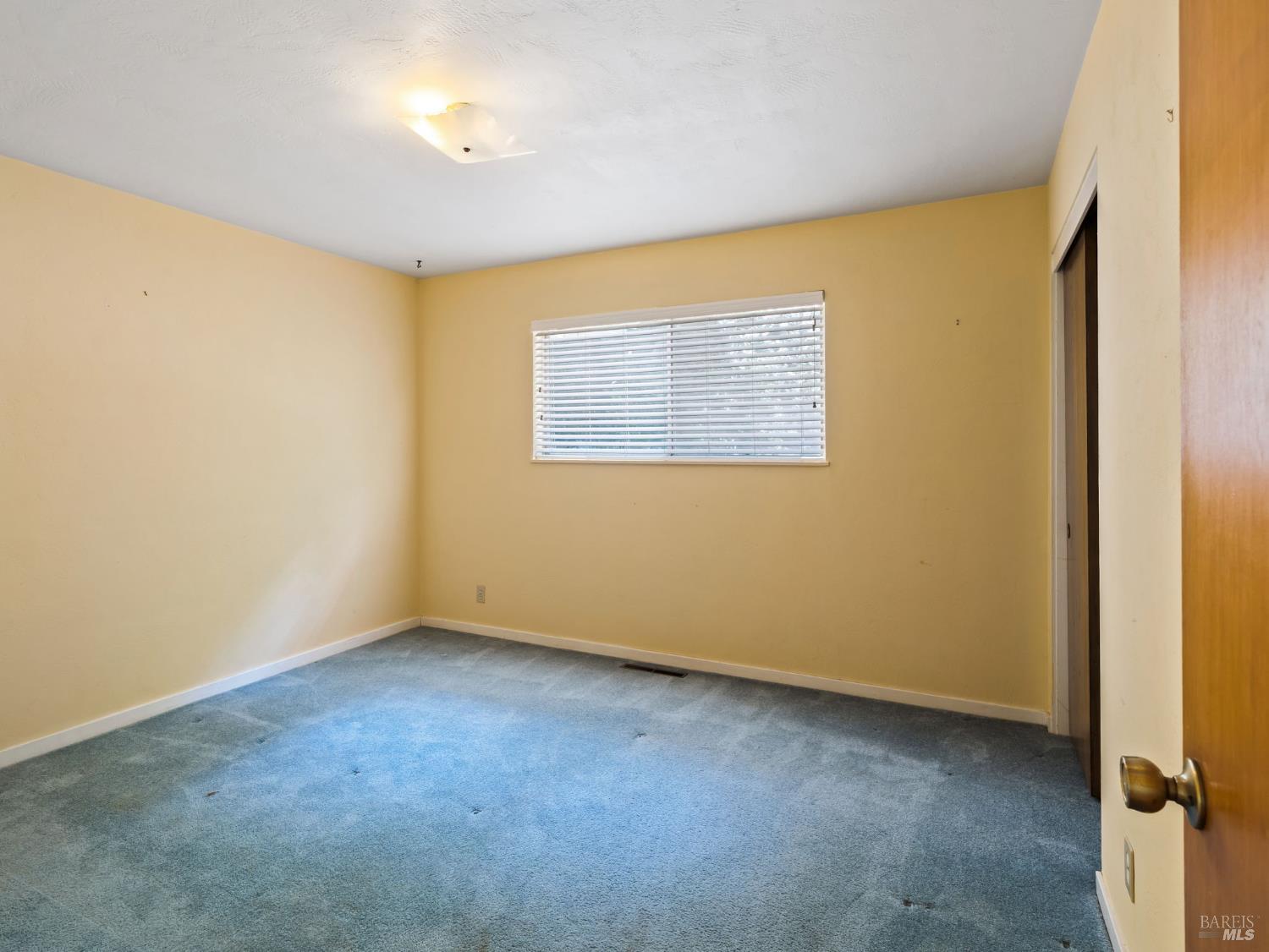 2241 N Fitch Mountain Rd