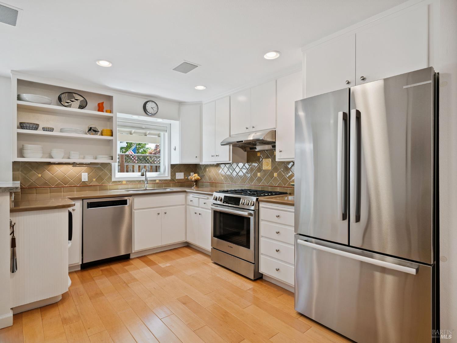 108 Marion Ln