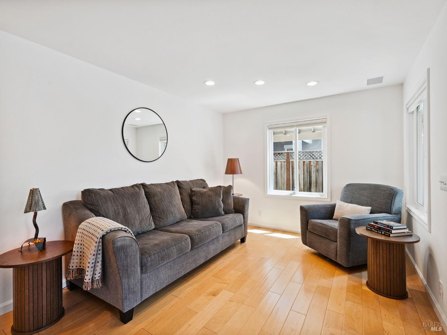 108 Marion Ln