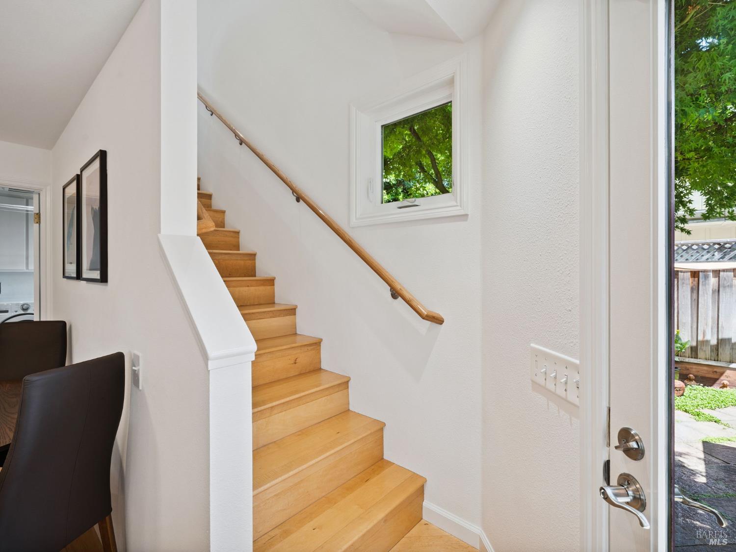 108 Marion Ln