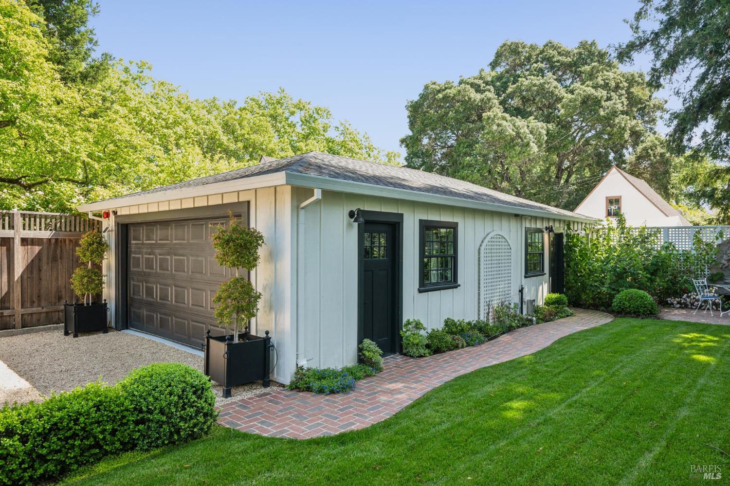 853 D Street