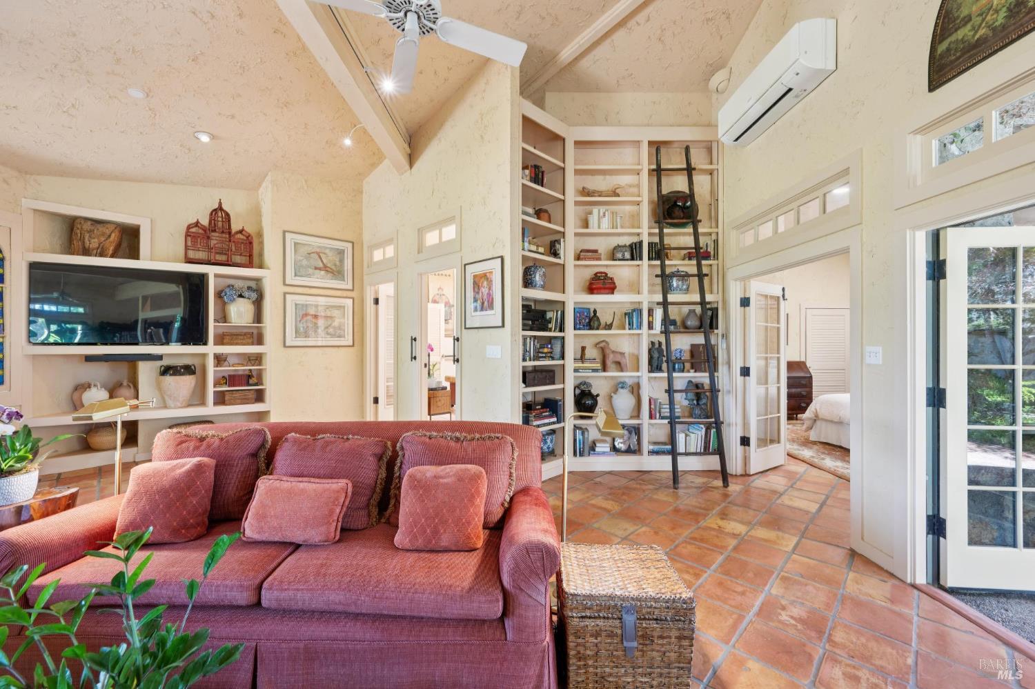 1633 Dry Creek Road