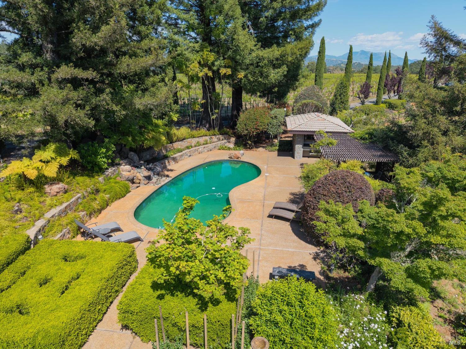 1633 Dry Creek Road