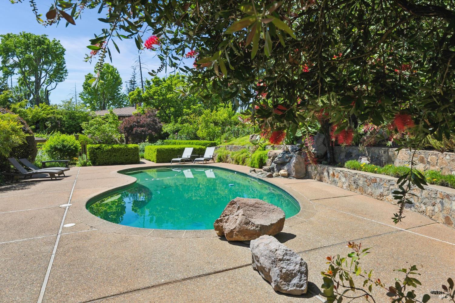 1633 Dry Creek Road