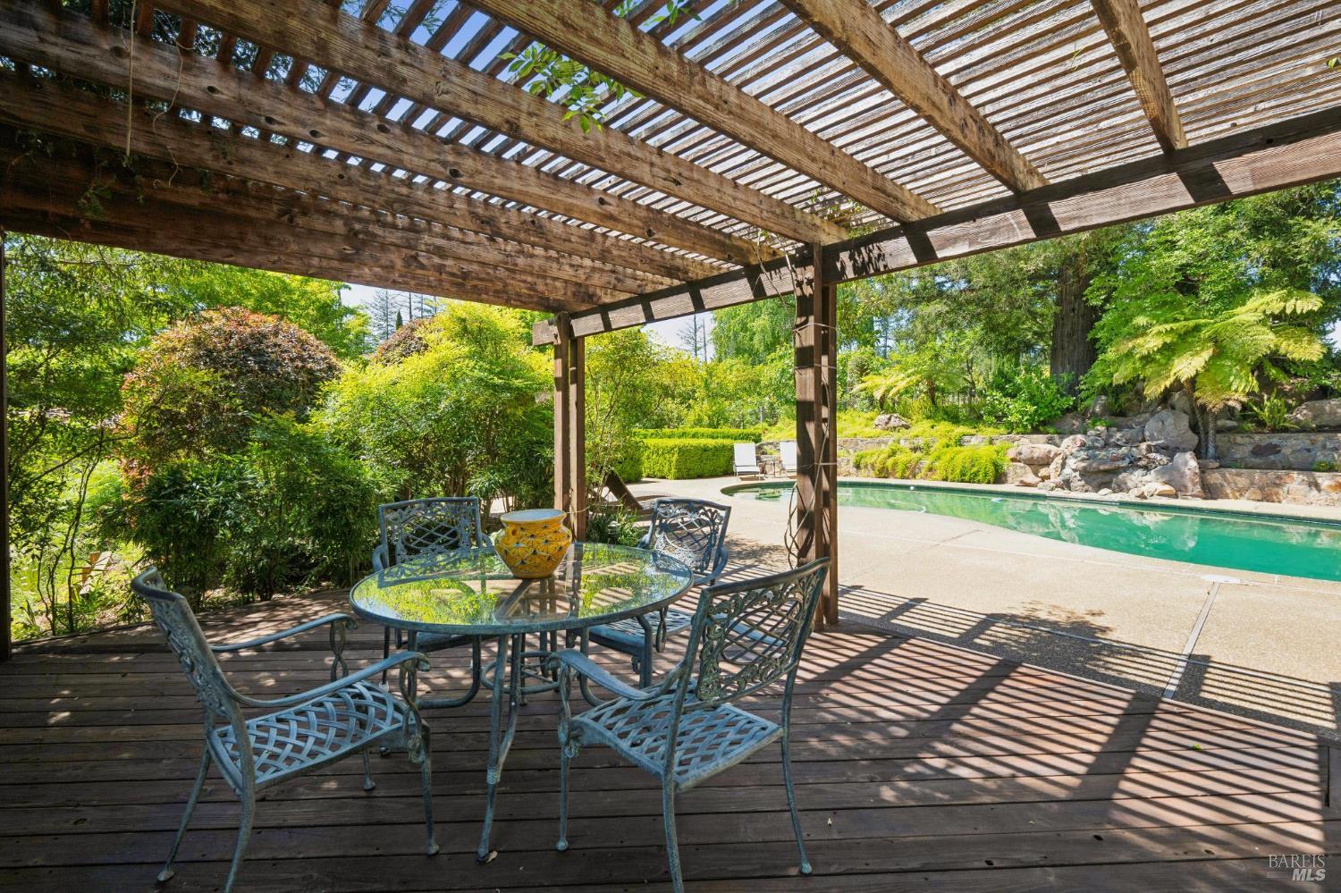 1633 Dry Creek Road