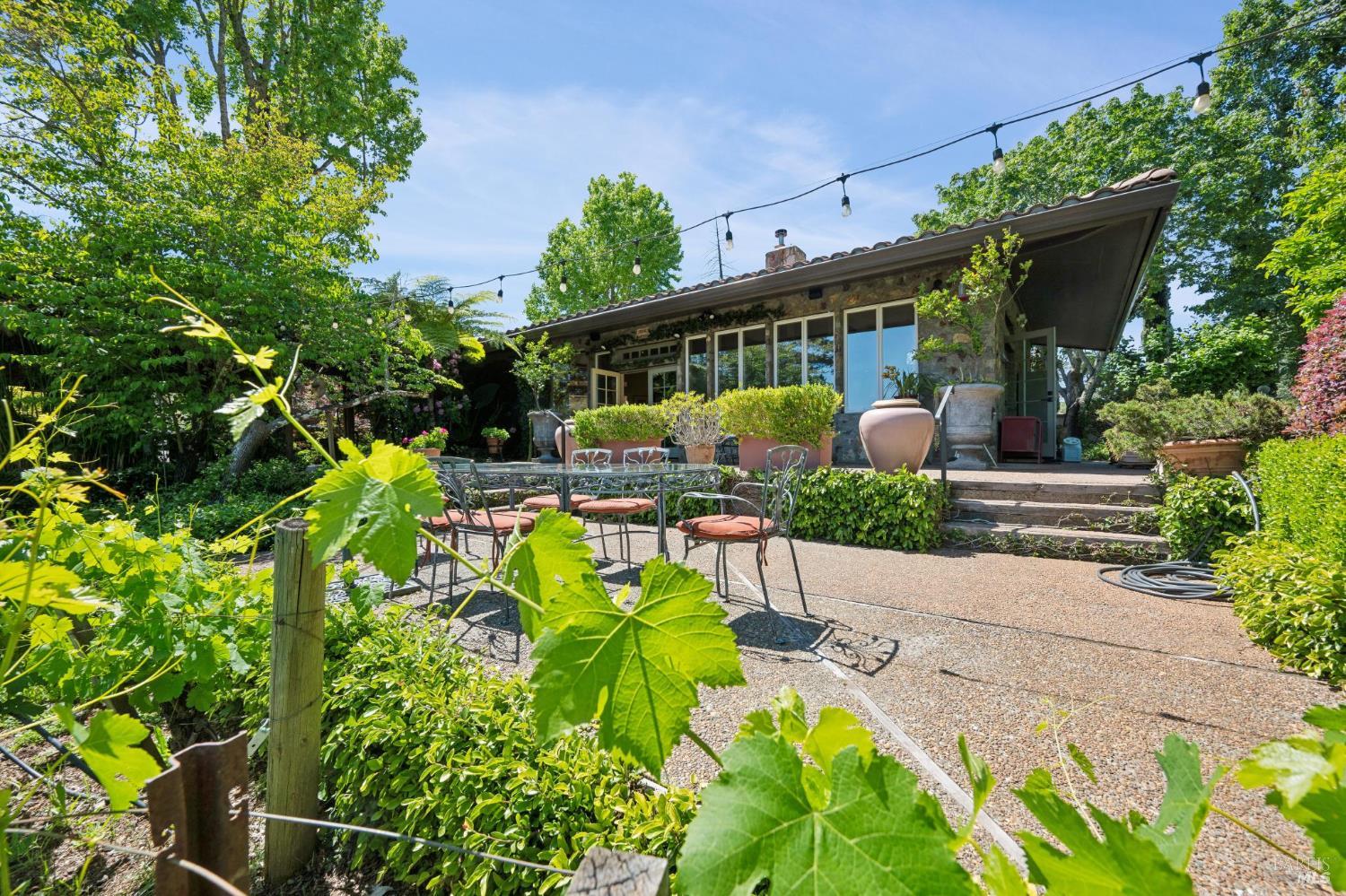 1633 Dry Creek Road