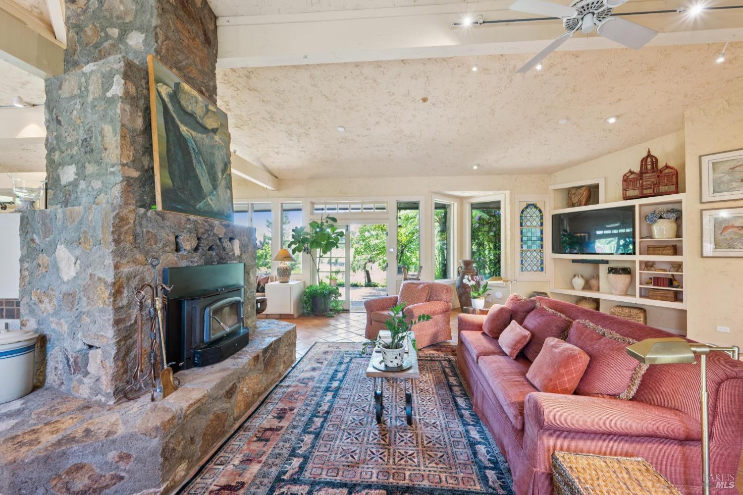 1633 Dry Creek Road