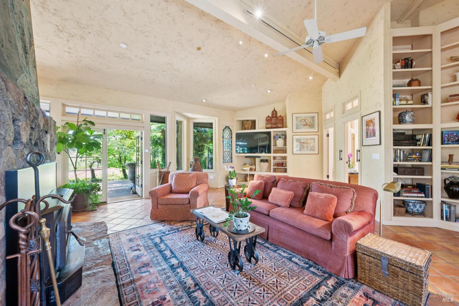 1633 Dry Creek Road