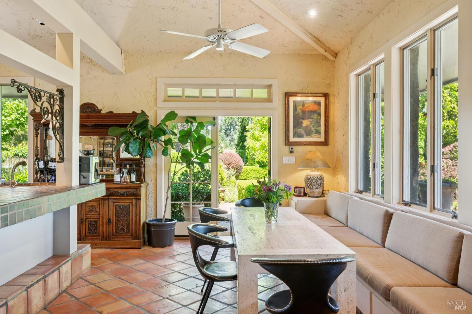 1633 Dry Creek Road