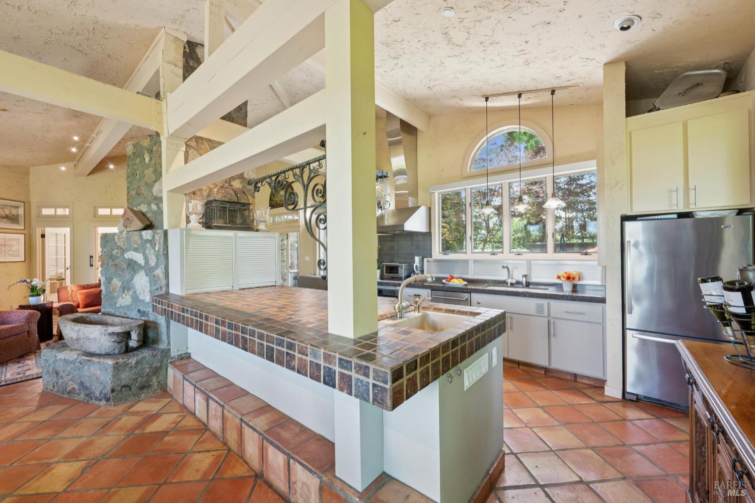 1633 Dry Creek Road