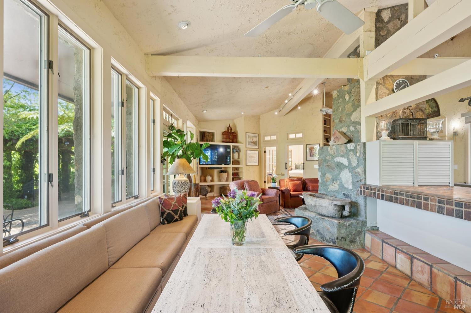 1633 Dry Creek Road