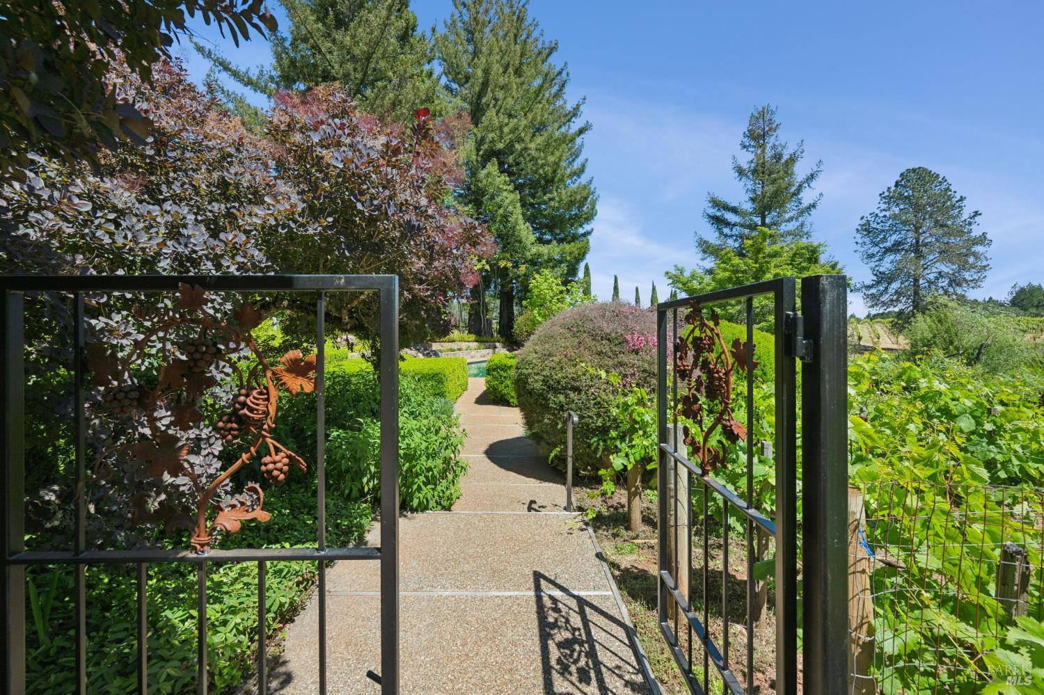 1633 Dry Creek Road