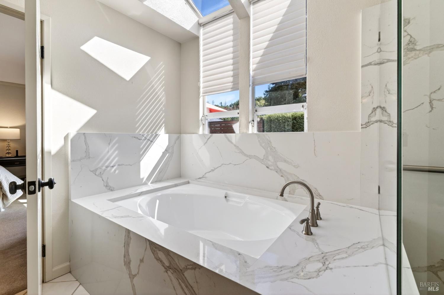 412 Fairway Court