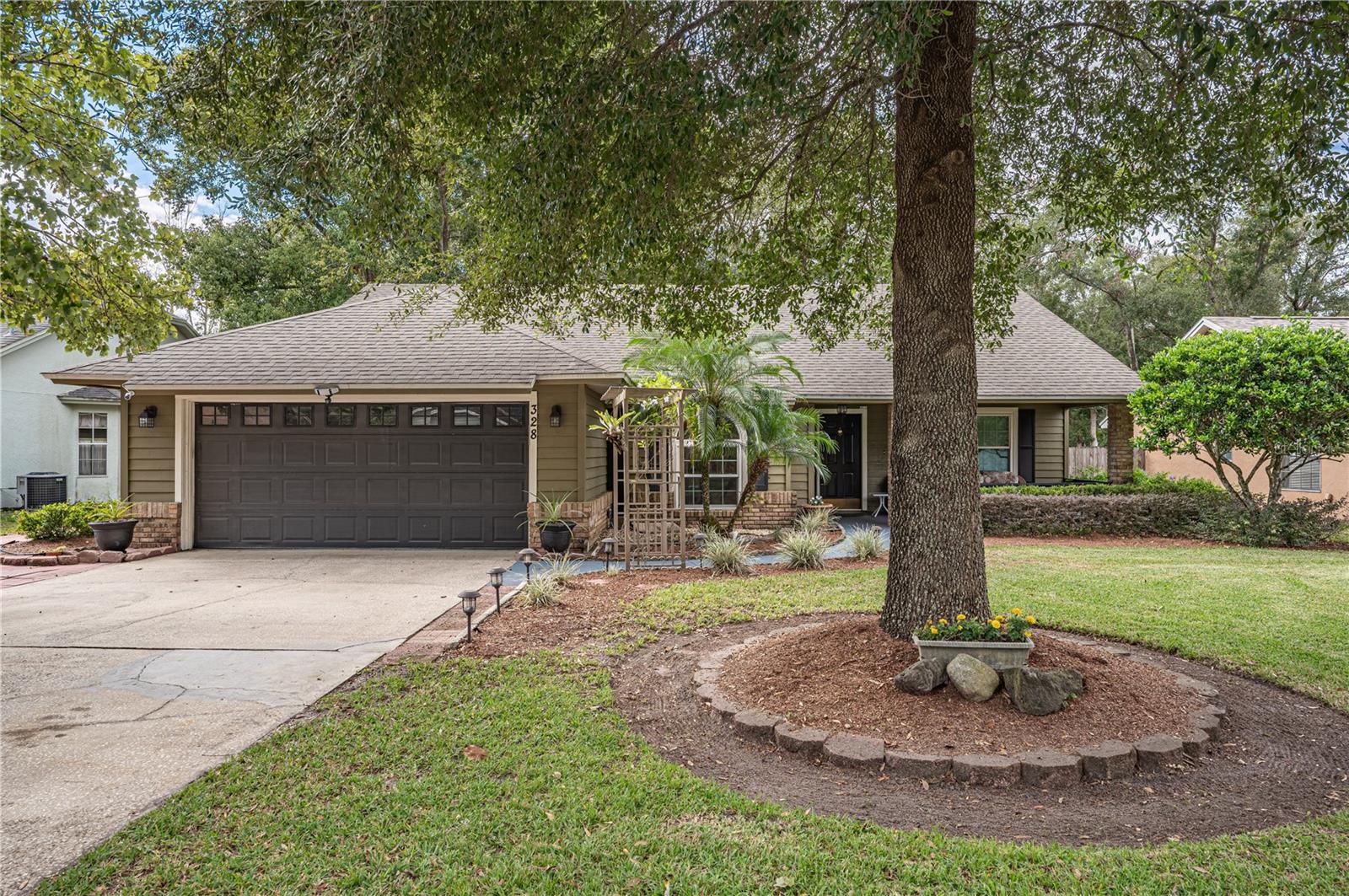 328 STERLING ROSE CT