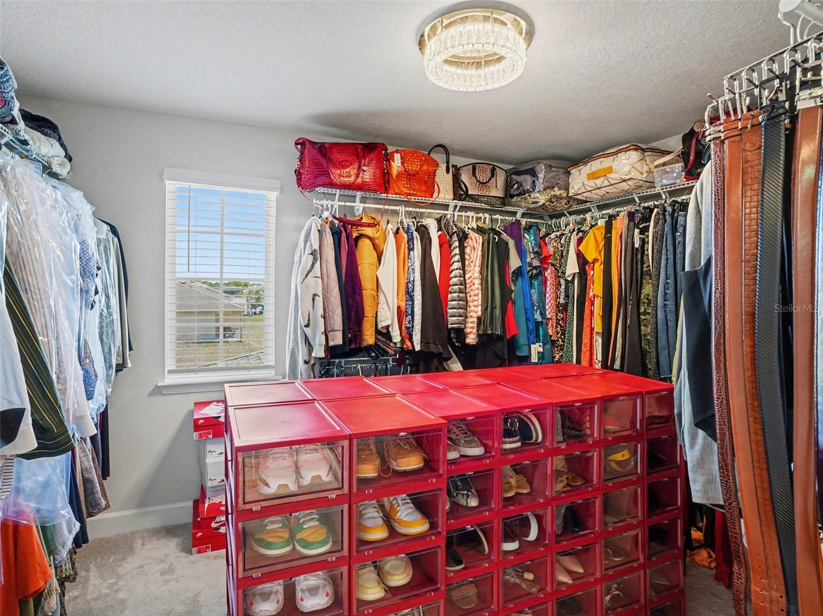 608 ROMINGER LOOP