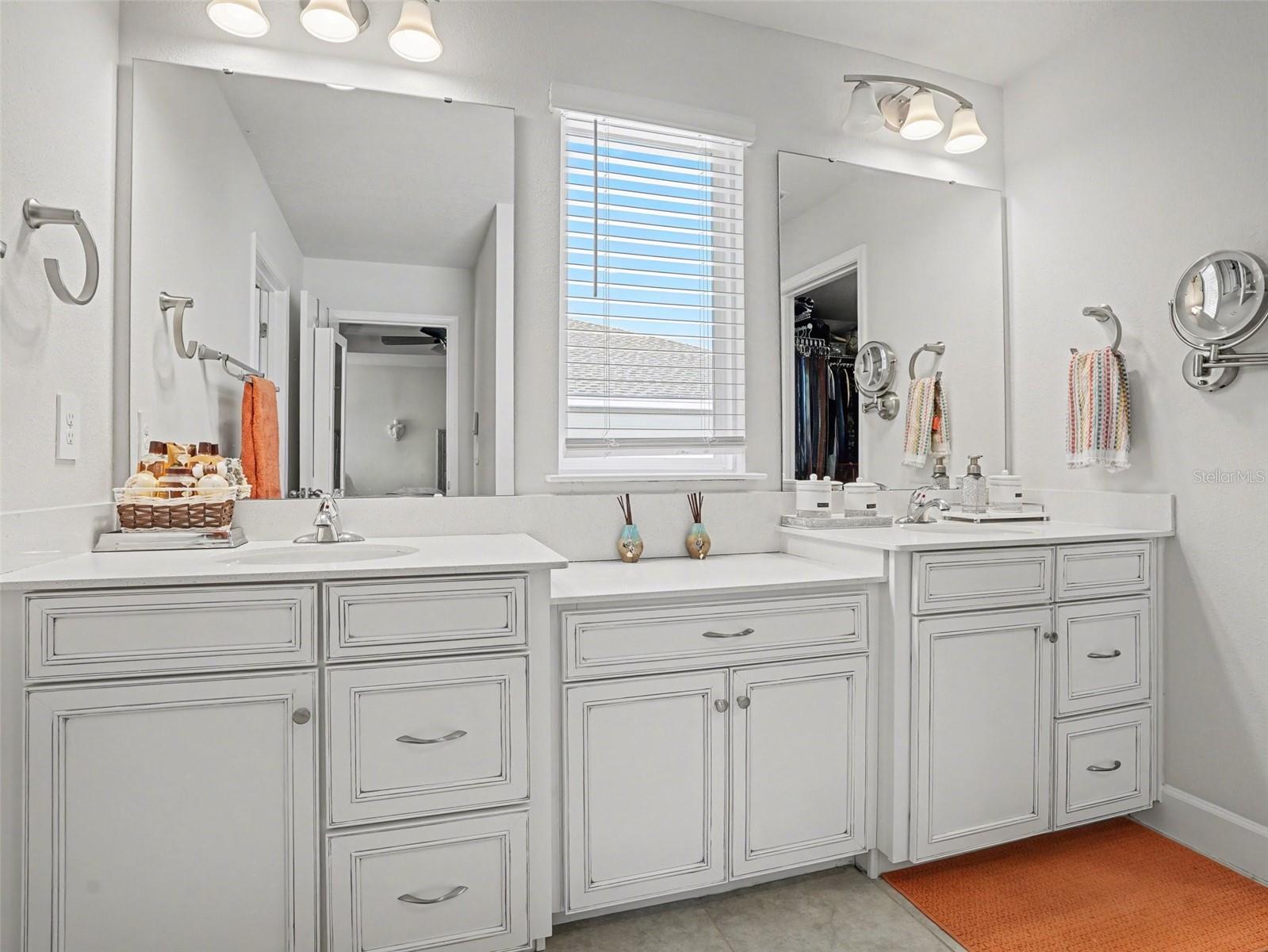 608 ROMINGER LOOP