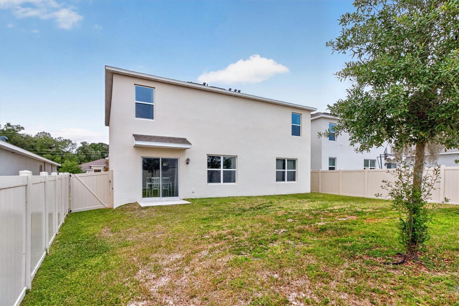 11112 AMBER RIDGE DR