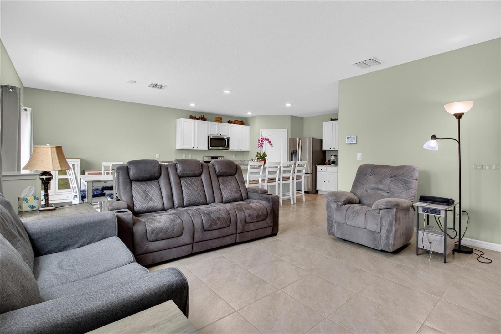 11112 AMBER RIDGE DR