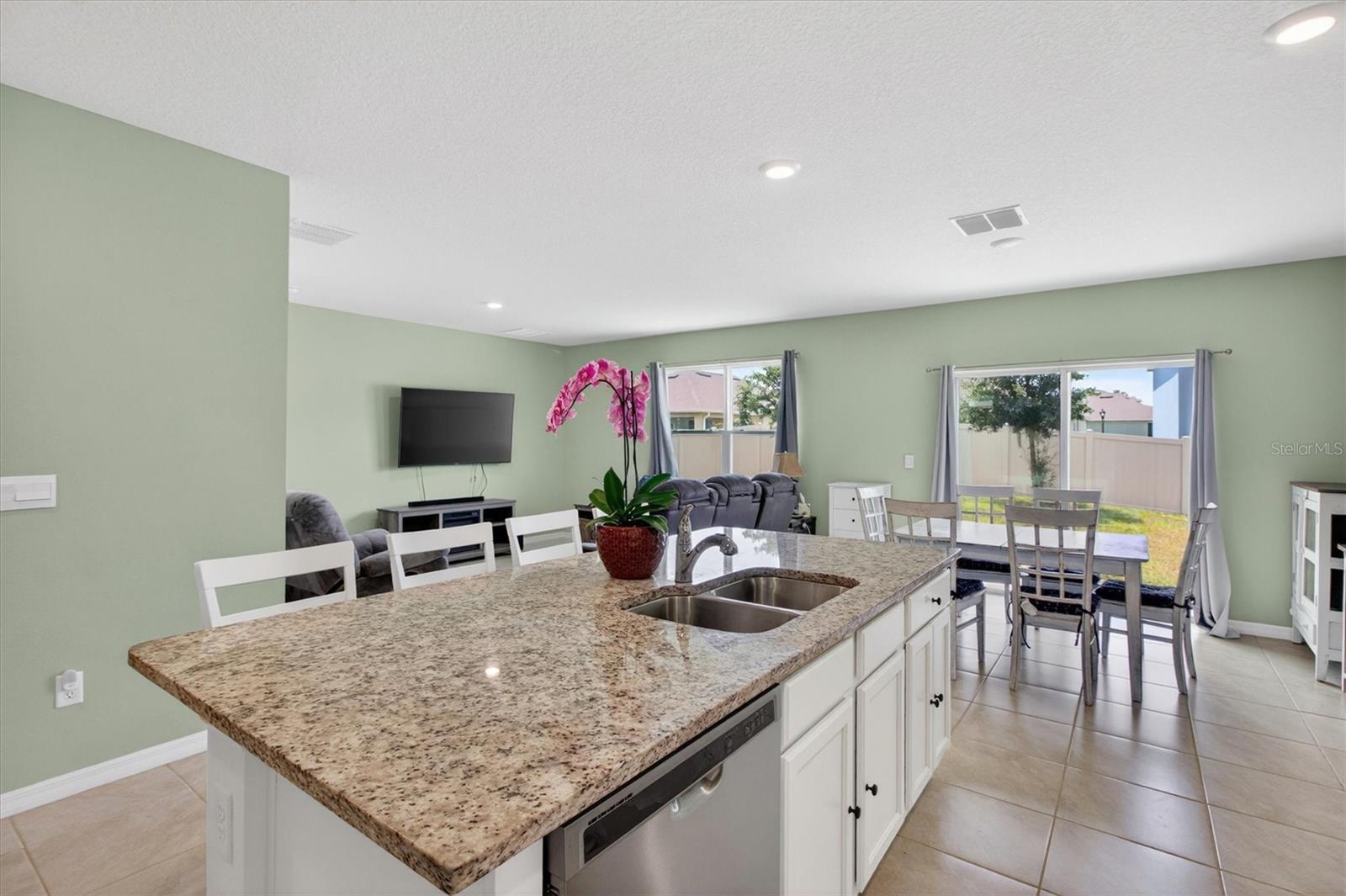11112 AMBER RIDGE DR