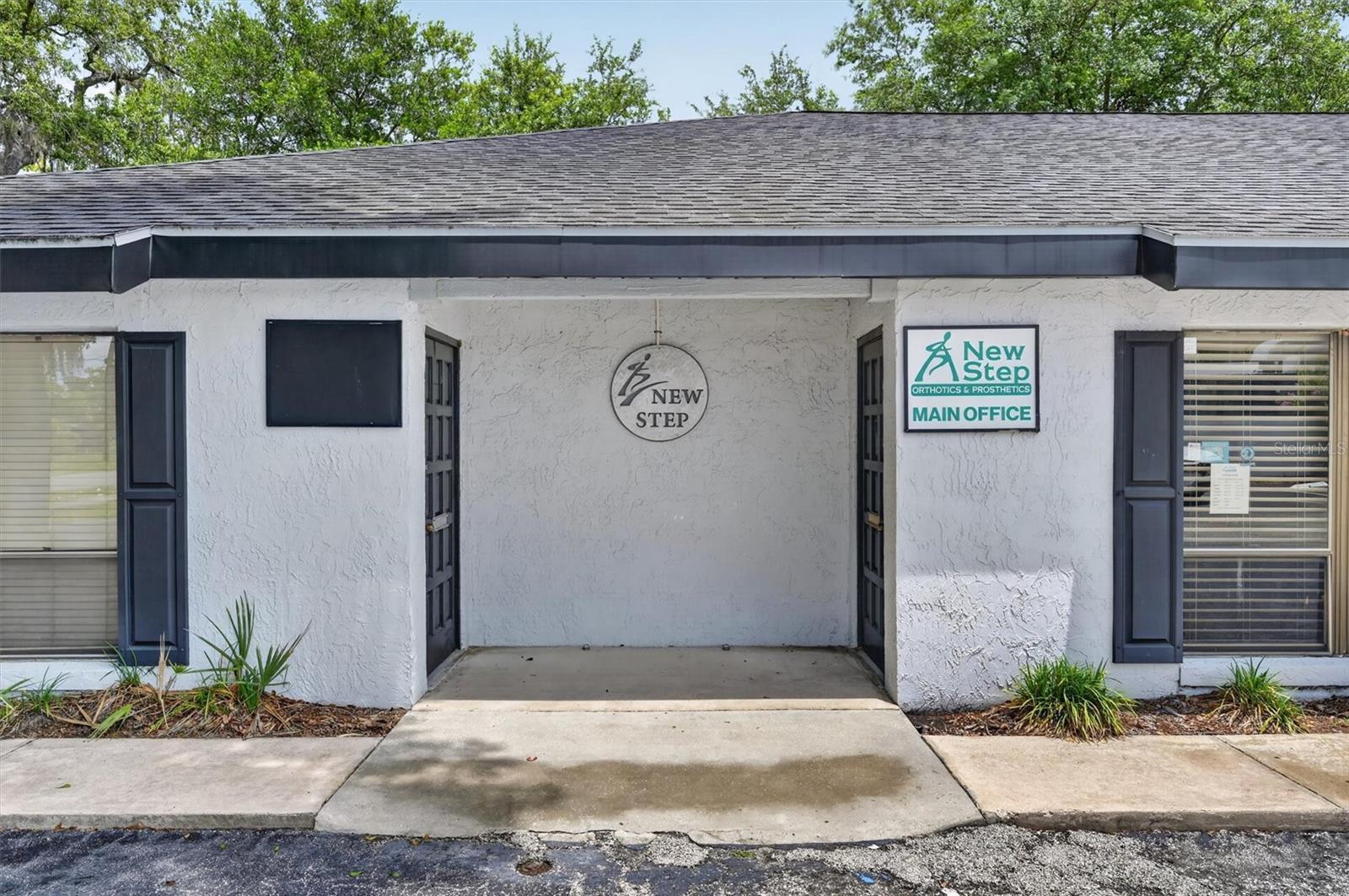 7 W MAIN ST #12-14