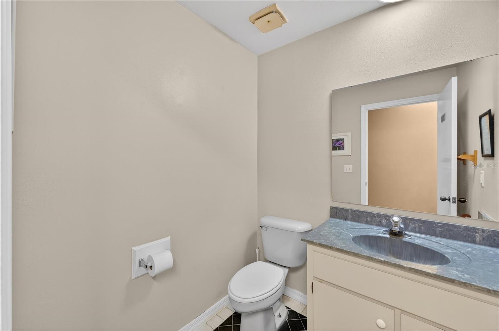 7 W MAIN ST #12-14