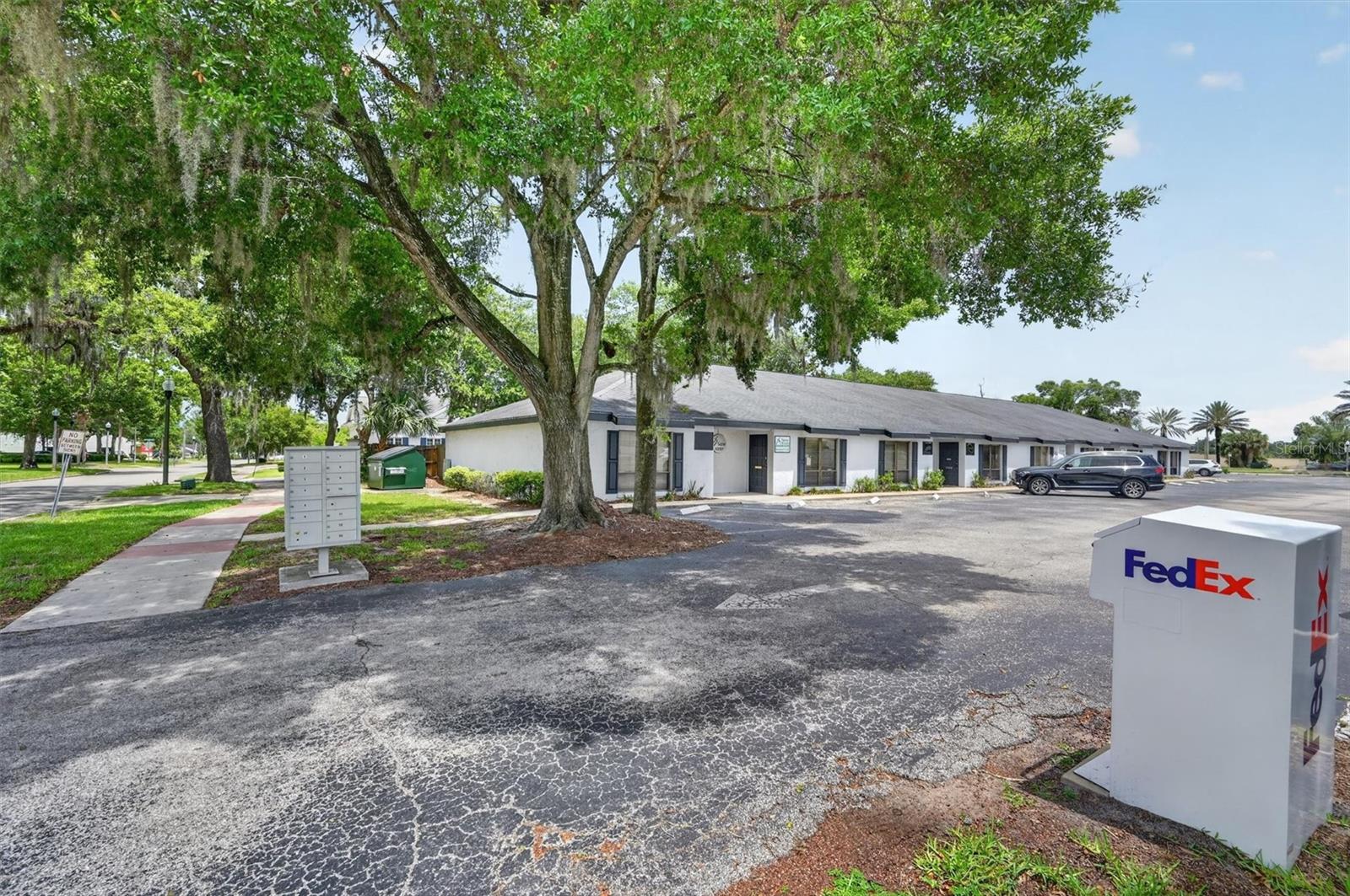 7 W MAIN ST #12-14