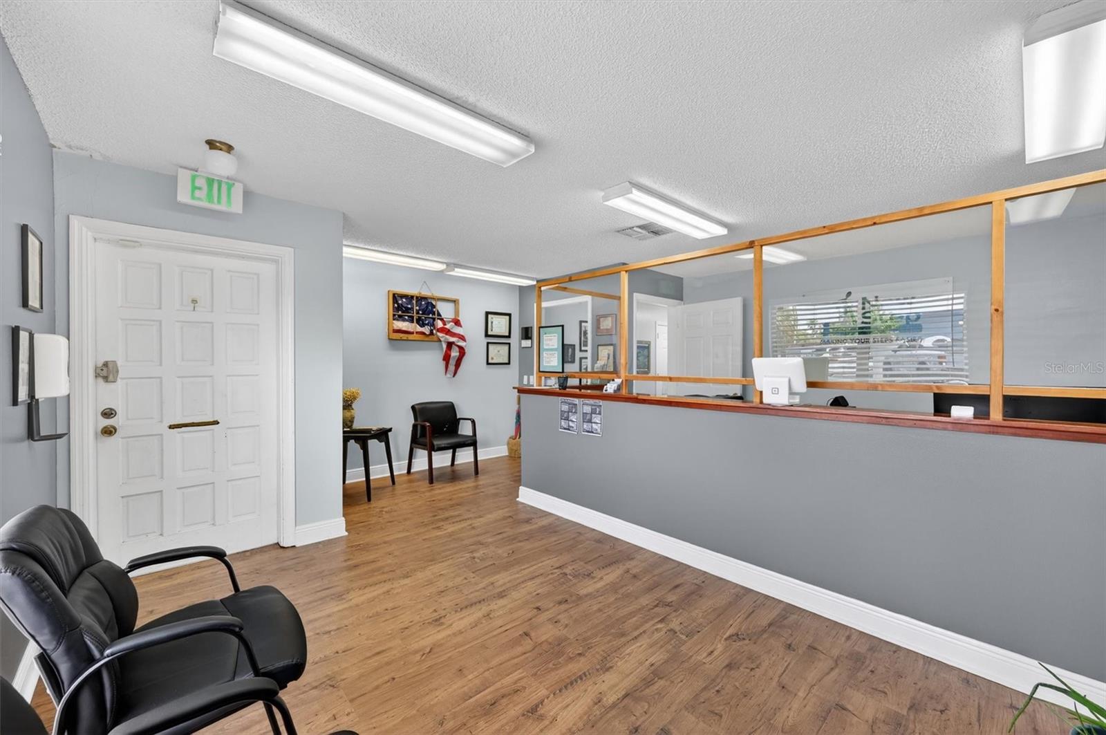 7 W MAIN ST #12-14