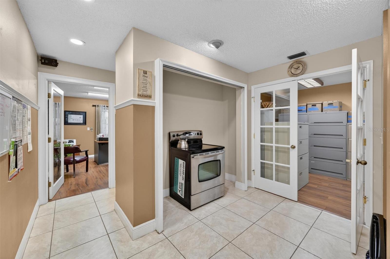 7 W MAIN ST #12-14
