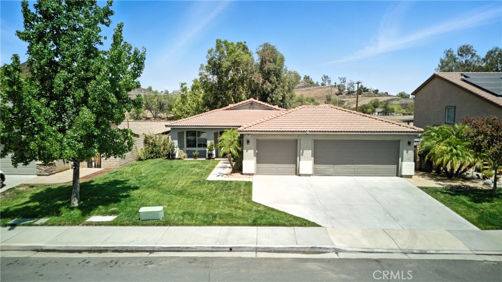 23885 Cheyenne Canyon Drive