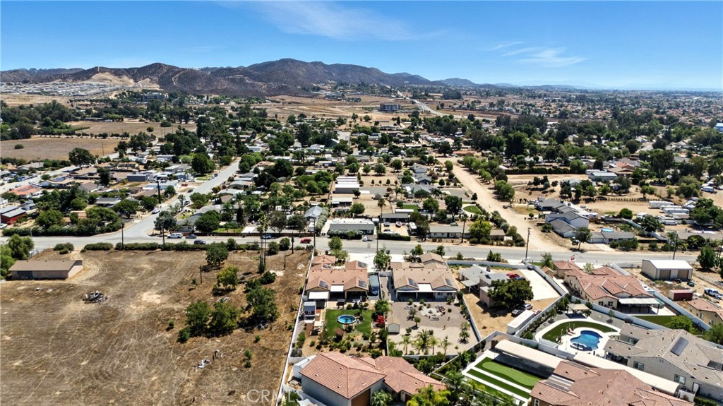 34899 Orange Street