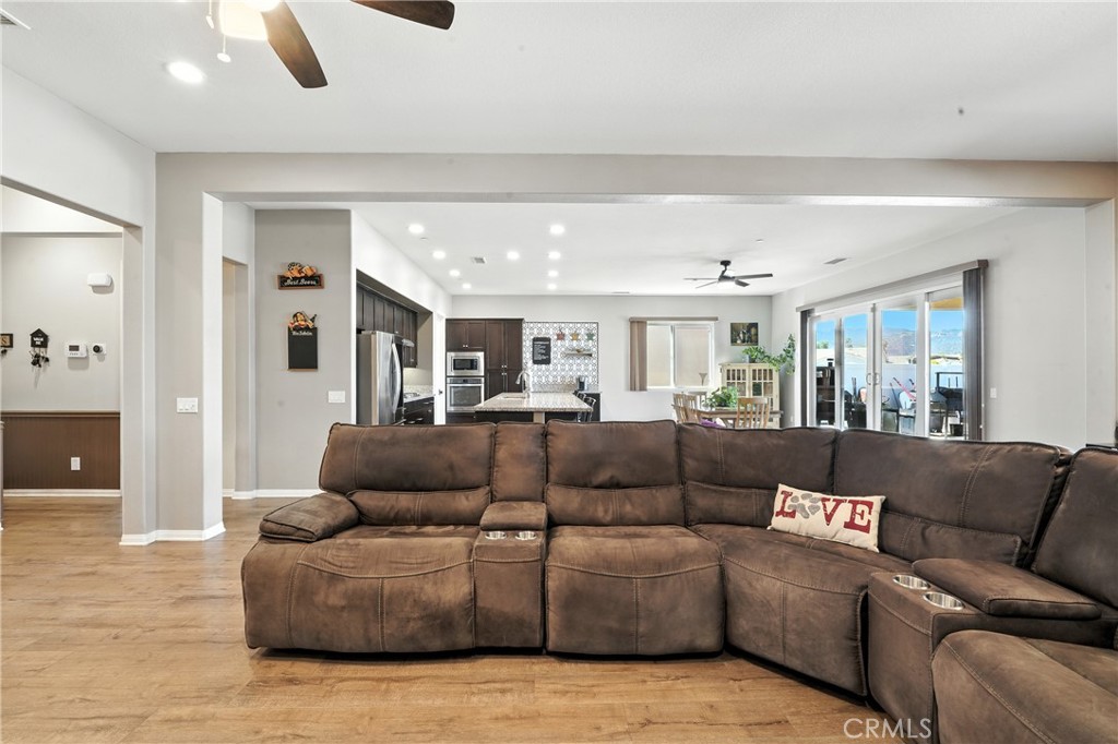 34899 Orange Street