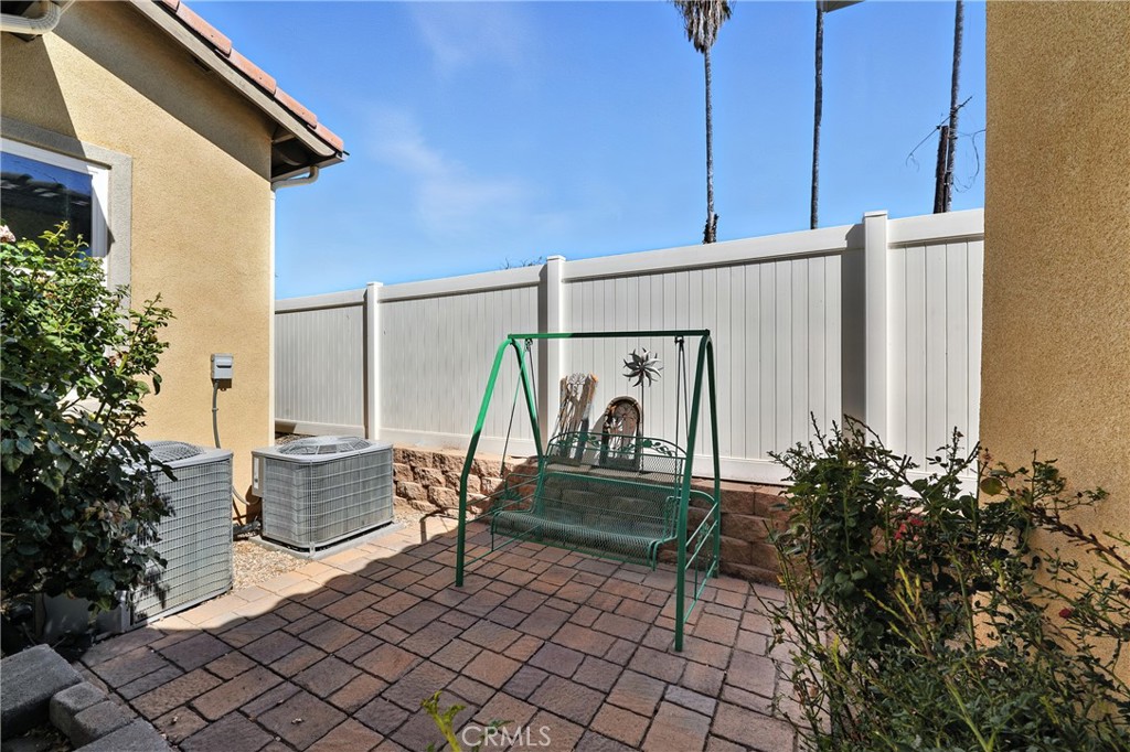 34899 Orange Street