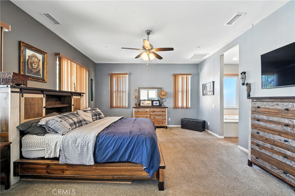34899 Orange Street