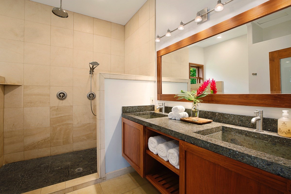 4336 ANINI VISTA DR