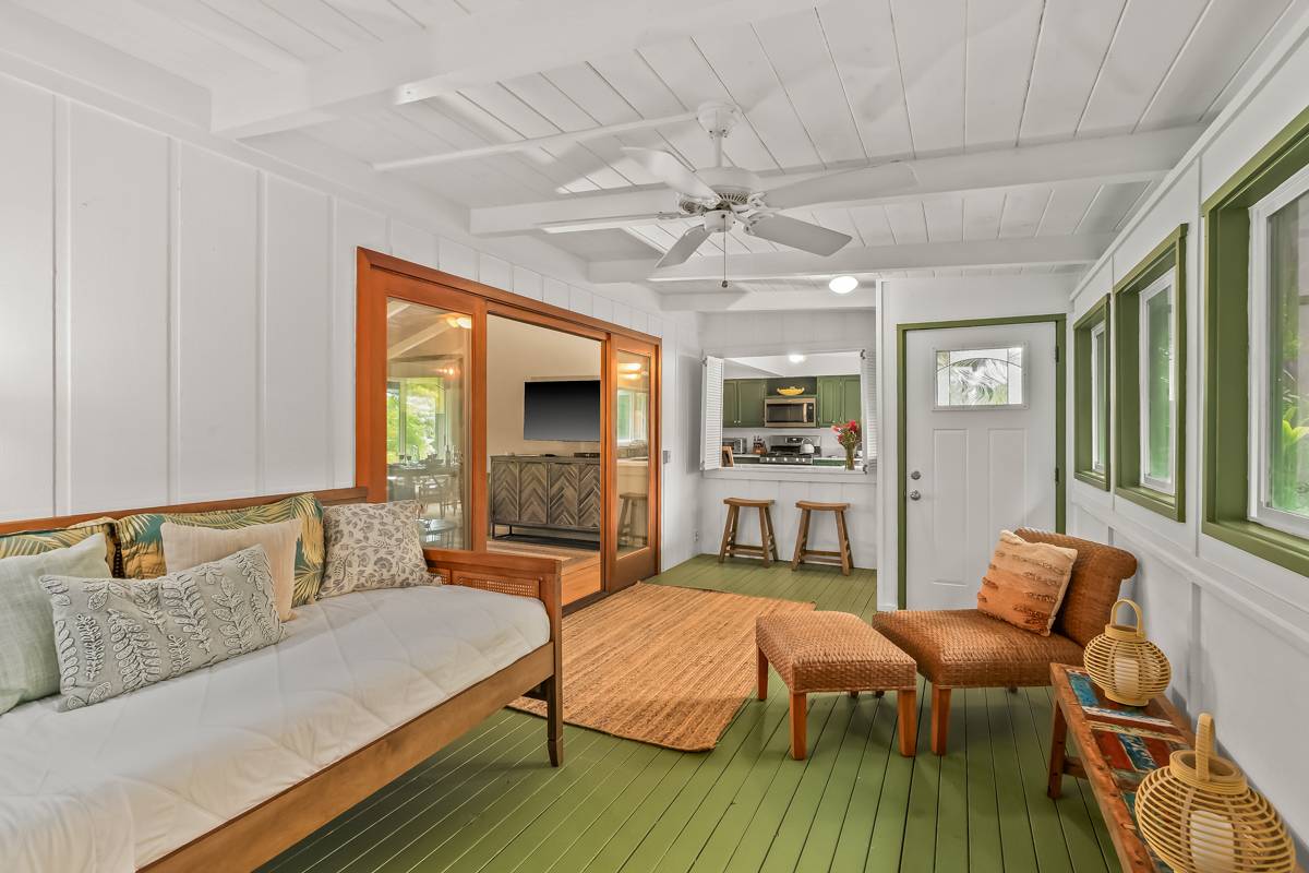 3807 HAULANI PL
