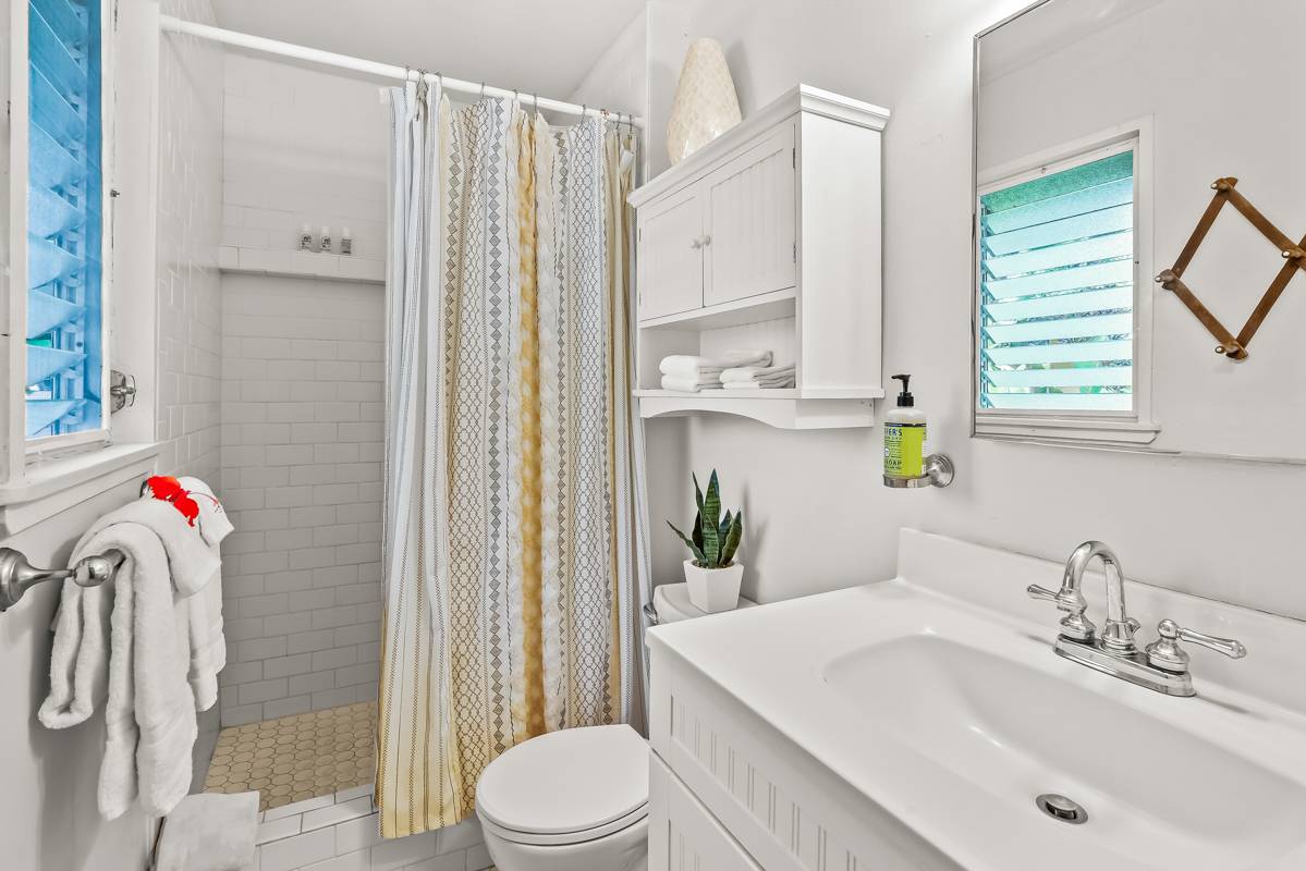 3807 HAULANI PL