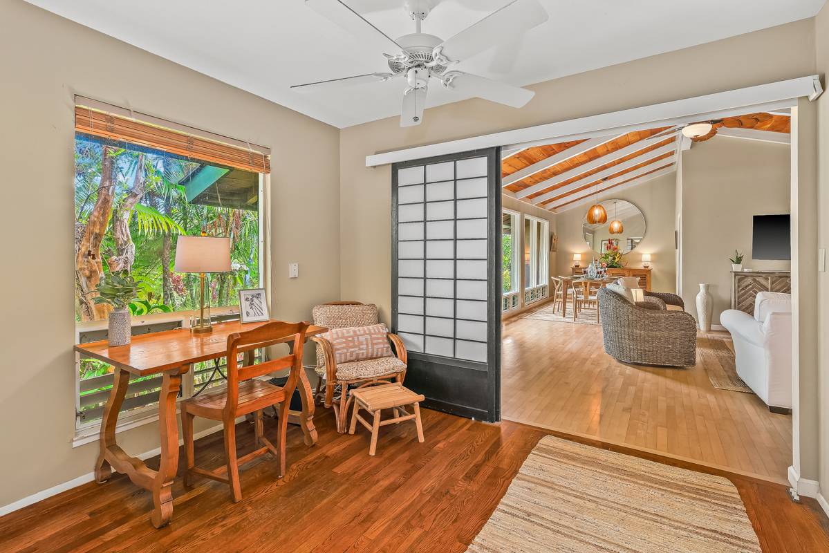 3807 HAULANI PL